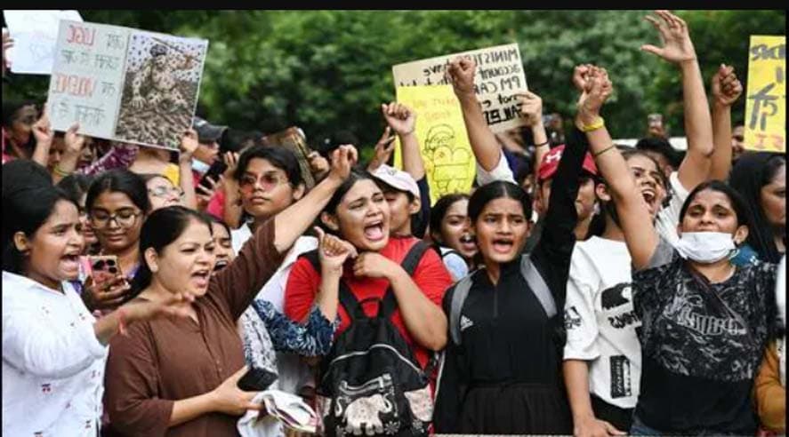 जंतर-मंतर प्रदर्शन हिंसा: दिल्ली पुलिस की एफआईआर में हत्या के प्रयास की धारा शामिल