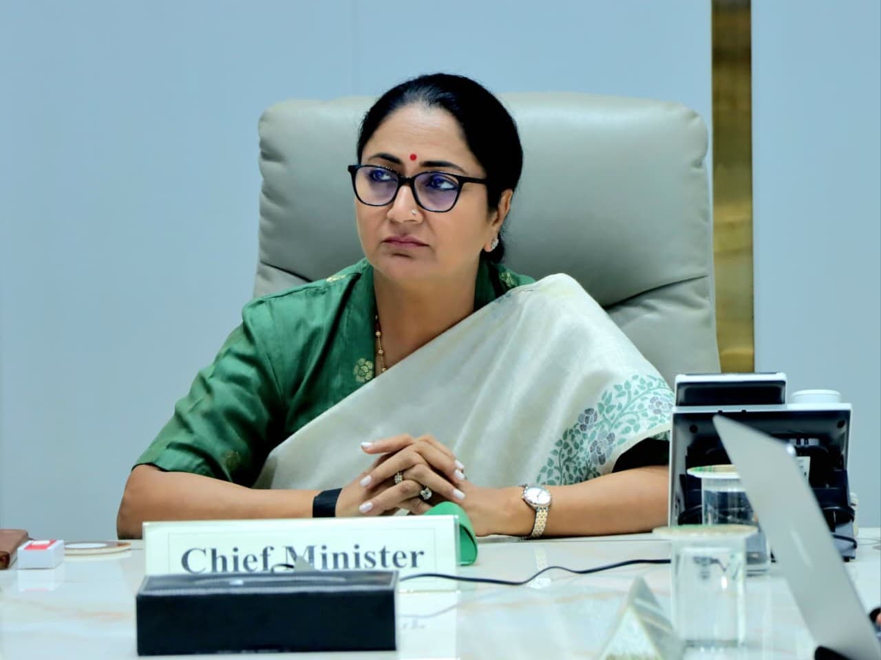 हर घर तिरंगा अभियान: दिल्ली में बांटे जाएंगे 15 लाख राष्ट्रीय ध्वज, स्वयं सहायता समूहों को मिलेगा रोजगार