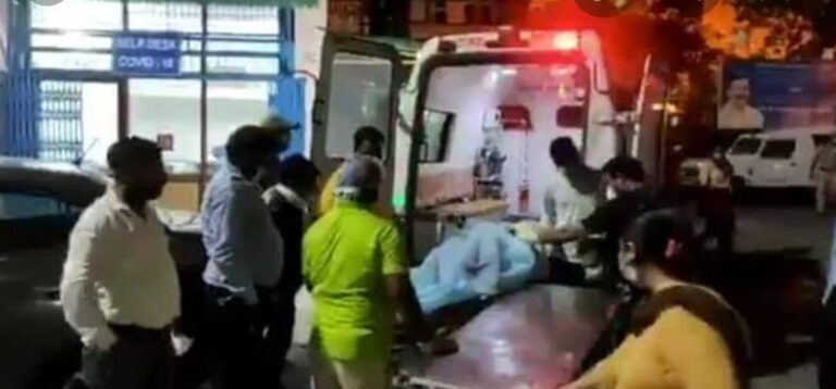 दिल्ली में एक बार फिर हैवानियत , अस्पताल पहुंचे केजरीवाल , पीड़ित परिवार को 10 लाख की मदद |