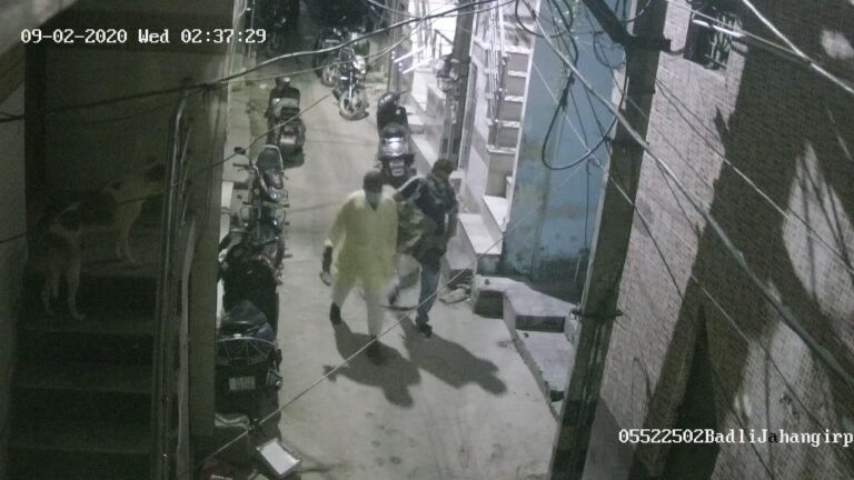 जहांगीरपुरी से 18 किलो चांदी की मुर्ति पर चोरों ने किया हाथ साफ, 50 हज़ार का ईनाम