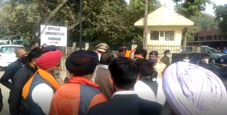 कई किसान सगंठनों को नहीं मिली इजाजत