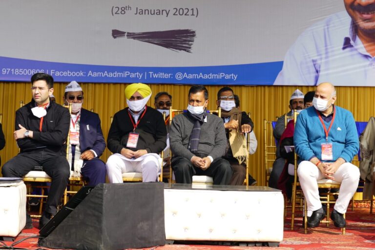 दिल्ली-केजरीवाल मॉडल सरकार दिखाकर  दो साल में 6 राज्यों के चुनाव लड़ेगी आम आदमी पार्टी