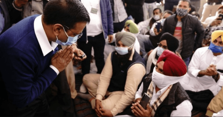 किसानों से मिले केजरीवाल