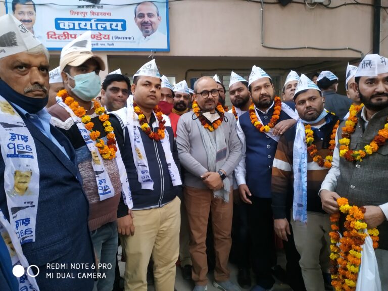 Timar Pur- एमसीडी की टिकट के लिए परिक्रमा नहीं पराक्रम दिखायें कार्यकर्त्ता : -दलीप पांडेय, विधायक 