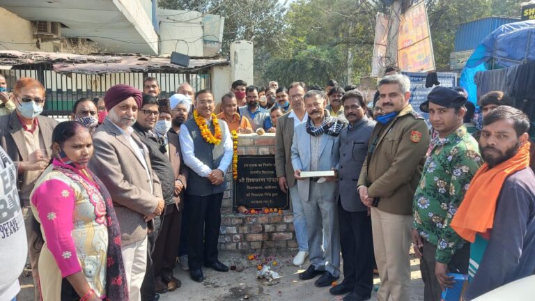 विधायक शिवचरण गोयल ने अपने जन्मदिन पर किया सड़क का उद्घाटन