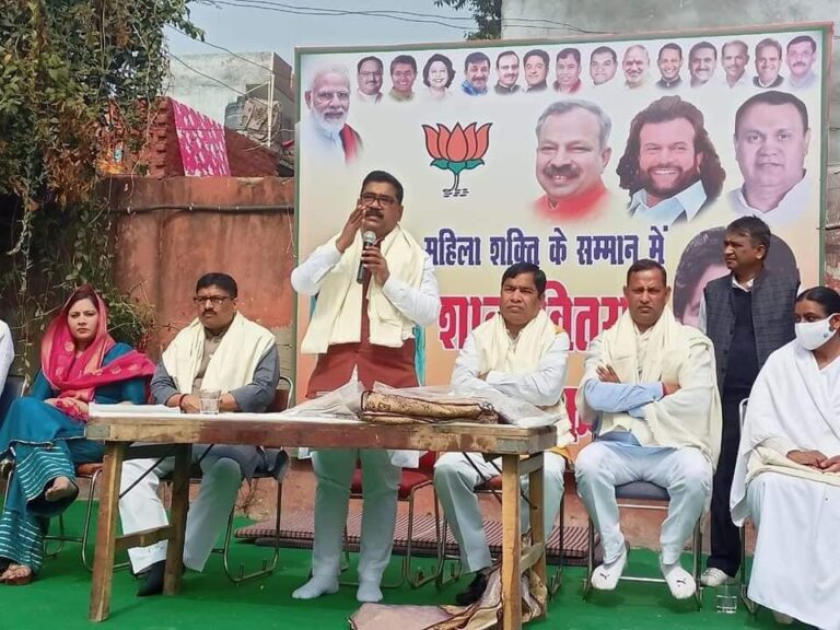 बवाना पूठखुर्द वार्ड में नारी शक्ति सम्मान का आयोजन