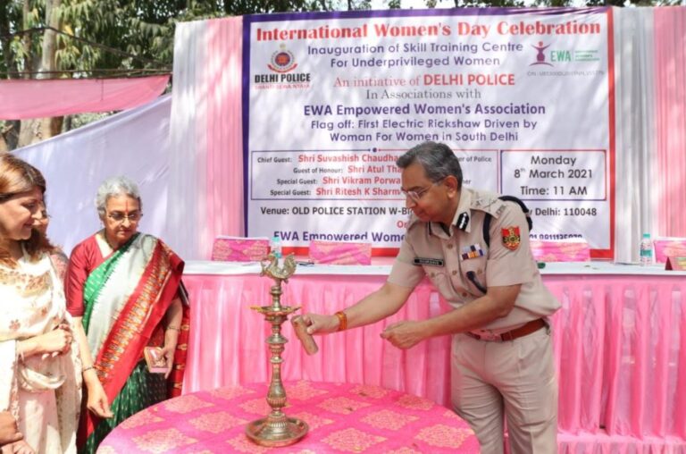 EWA ने शुरु की वंचित महिलाओं को सशक्त करने की मुहीम