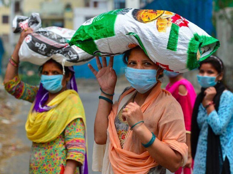 आखिर क्यों लगाई केंद्र सरकार ने दिल्ली सरकार की ‘योजना’ पर रोक ?