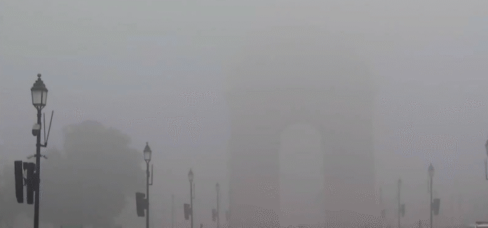 दिल्ली सरकार का सख़्त फैसला: बिना PUC पेट्रोल नहीं, पुरानी गाड़ियों पर रोक