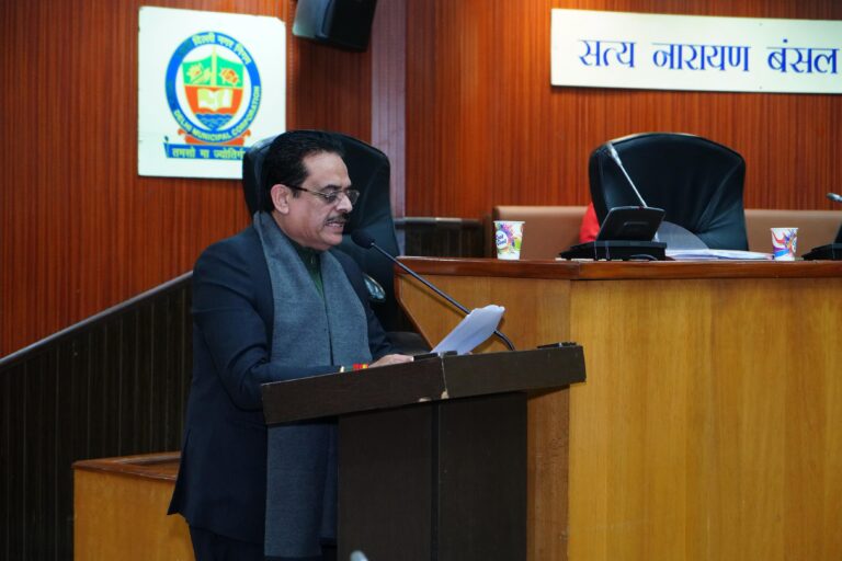 नगर निगम स्कूलों का होगा कायाकल्प: दीवारों पर विज्ञापन और परिसर में लगेंगे ATM, बढ़ेगी आय