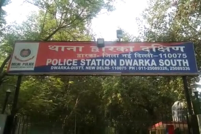 MBA पास युवक बना चोर: द्वारका पुलिस ने चोरी की स्कूटी और 7 मोबाइल के साथ किया गिरफ्तार