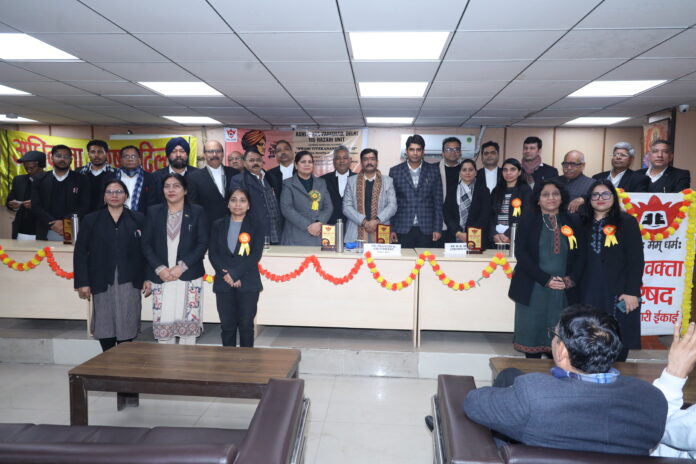 युवाओं को स्वामी विवेकानंद के मार्ग पर चलने का आह्वान; अधिवक्ता परिषद ने आयोजित किया भव्य कार्यक्रम