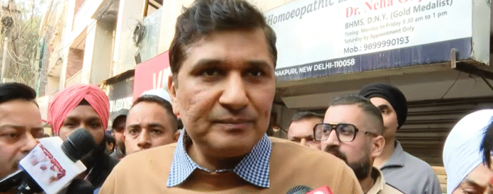 BJP सरकार की चूक से गई जान, जनकपुरी पहुंचे सौरभ भारद्वाज ने उठाए तीखे सवाल