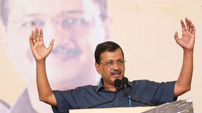 नेपाल में बड़ा सियासी उलटफेर: पूर्व PM केपी ओली और पूर्व गृह मंत्री गिरफ्तार; केजरीवाल बोले— “अपने कुकर्मों की वजह से गए जेल”