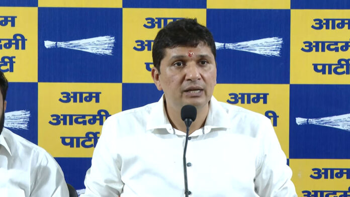 बीजेपी का 'सेल्फ-एक्सपोज': सत्य शर्मा के वीडियो से सौरभ भारद्वाज ने घेरी दिल्ली पुलिस; नशे के कारोबार पर बड़ा खुलासा