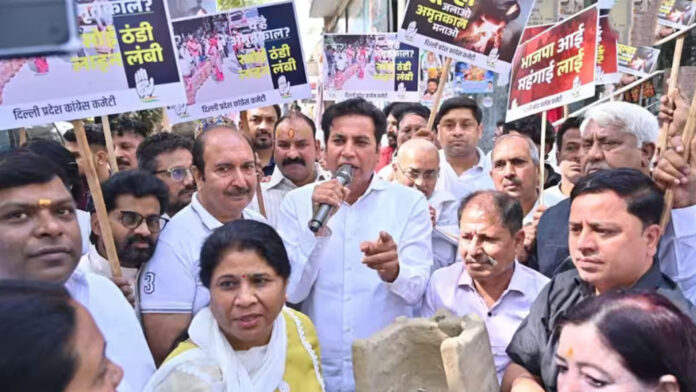 दिल्ली में LPG संकट! अटल कैंटीन और रैन बसेरों में खाने पर खतरा, कांग्रेस ने सरकार को घेरा