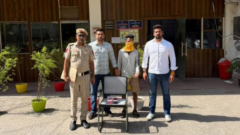 दिल्ली पुलिस क्राइम ब्रांच का बड़ा एक्शन: ऑनलाइन निवेश के नाम पर 47.20 लाख की ठगी करने वाले 3 शातिर गिरफ्तार; कमीशन पर ‘बैंक खाते’ देने वाले गैंग का पर्दाफाश