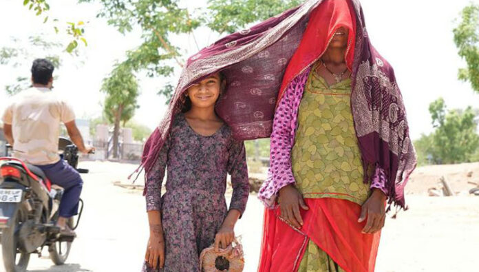 गर्मी की चपेट