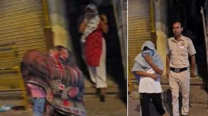 पहाड़गंज में पुलिस कार्रवाई के दौरान सेक्स रैकेट का भंडाफोड़, 4 महिलाओं को सुरक्षित रेस्क्यू किया गया।